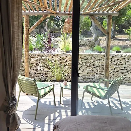 Bed & Breakfast Maison Mahana *