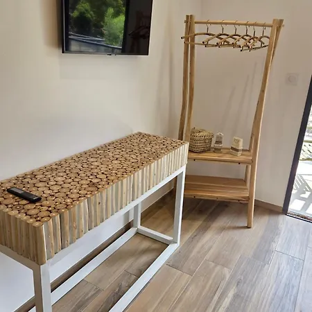 Bed & Breakfast Maison Mahana *