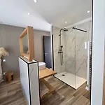 Maison Mahana Hotel *
