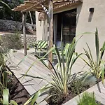 Maison Mahana *