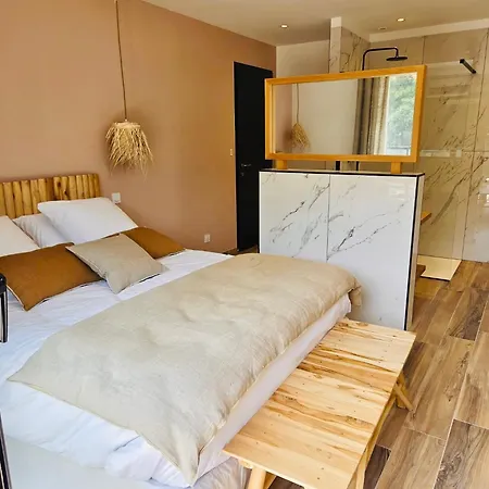 Bed & Breakfast Maison Mahana