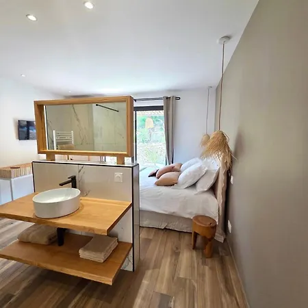 Bed & Breakfast Maison Mahana *