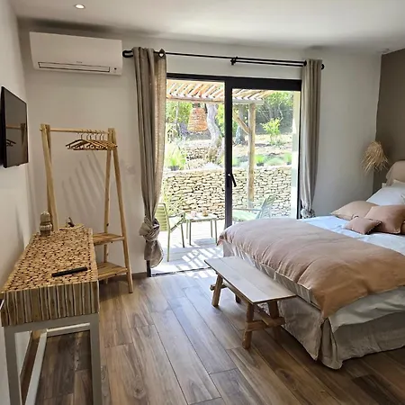 Maison Mahana Bed & Breakfast