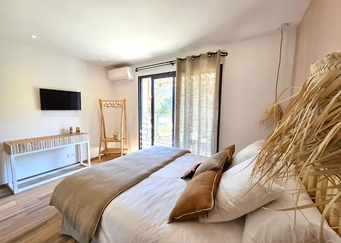 Bed & Breakfast Maison Mahana *