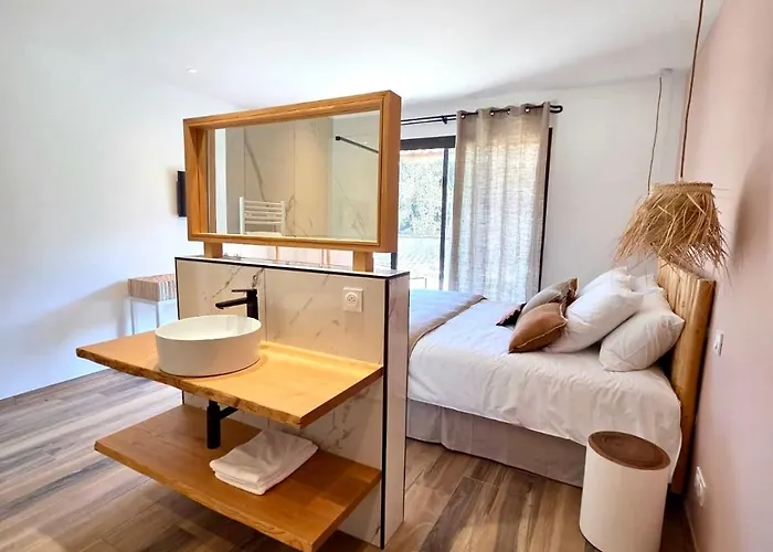 Maison Mahana Bed & Breakfast Bonifacio (Corsica)