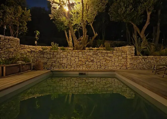 Maison Mahana Bed & Breakfast