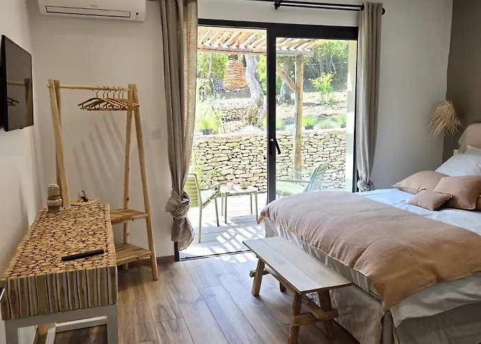 Maison Mahana Bed & Breakfast